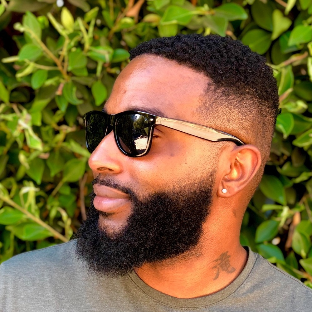 Meet your Posher, Corey